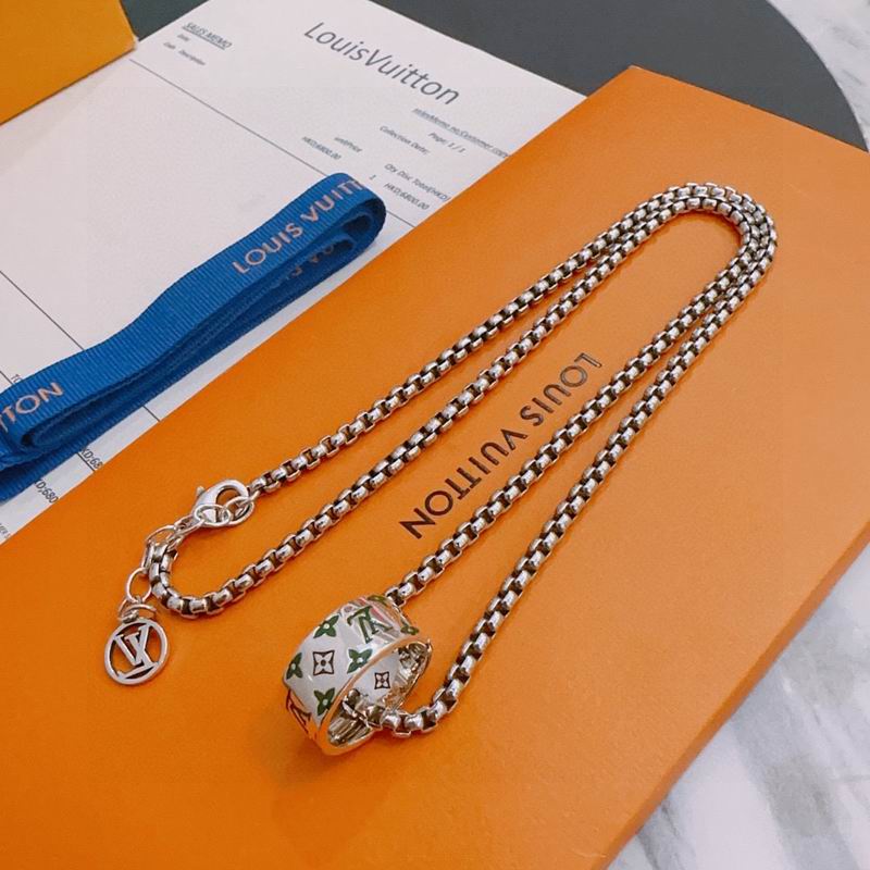LV Necklace 11yxx147 (6)