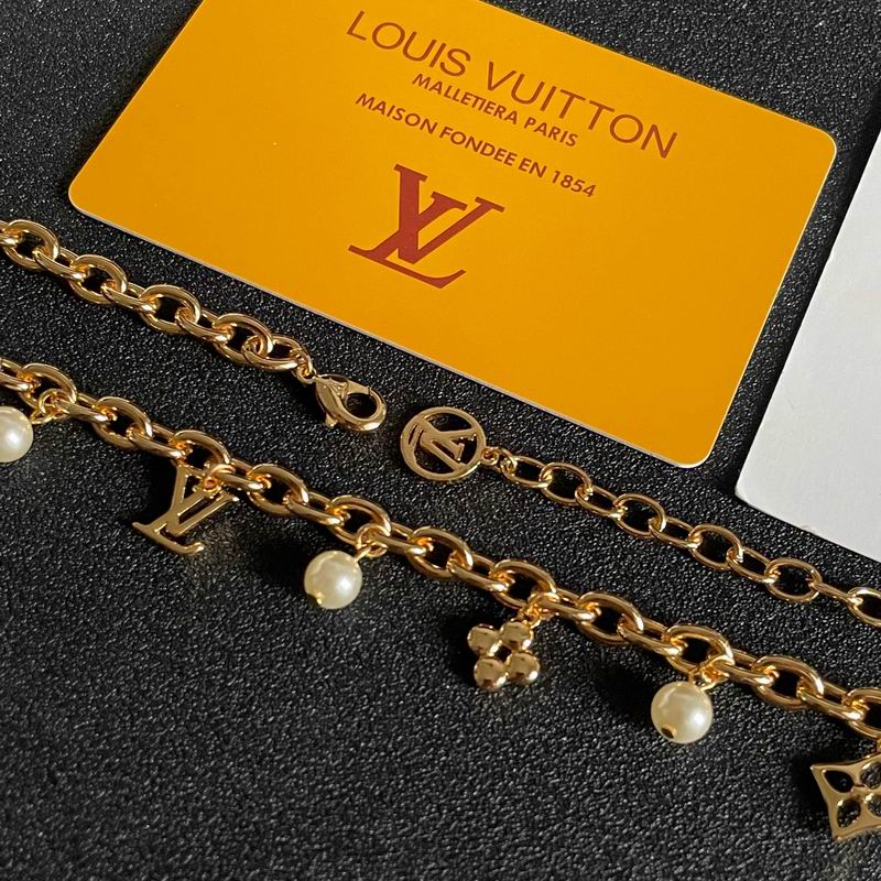LV Necklace 11yxx149 (4)