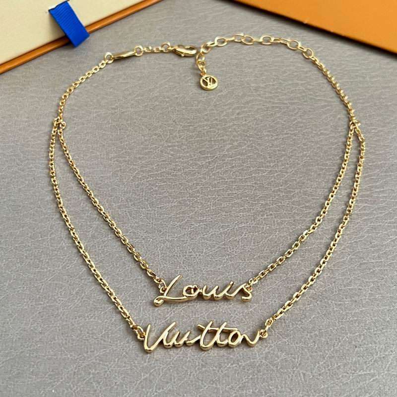 LV Necklace 11yxx15 (7)