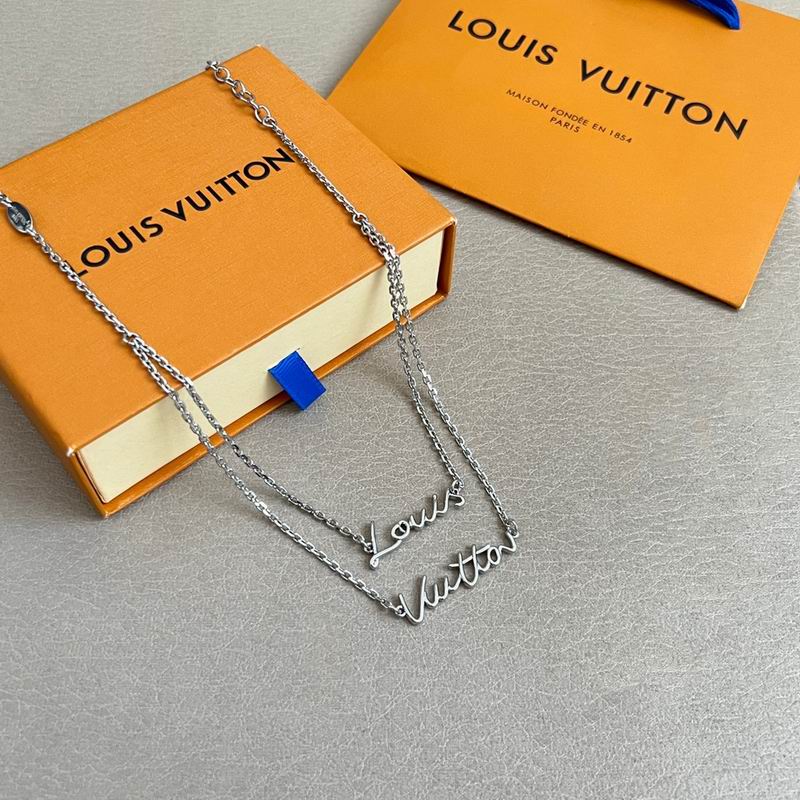 LV Necklace 11yxx15 (8)