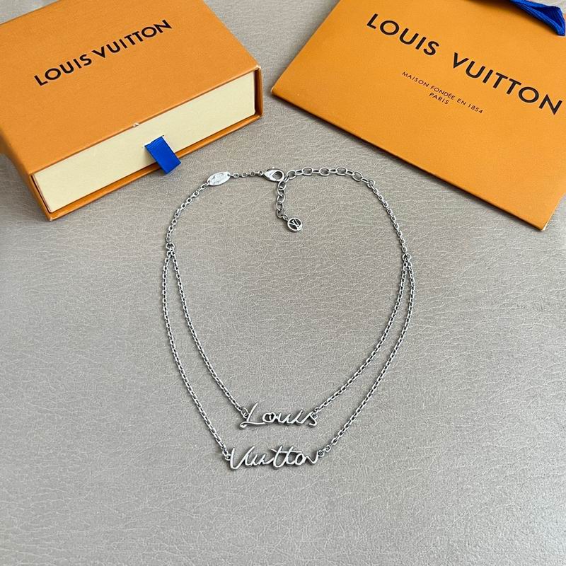 LV Necklace 11yxx15 (9)