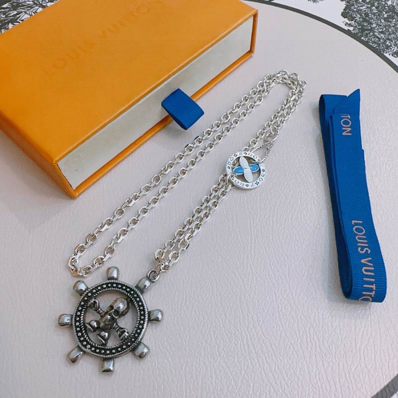 LV Necklace 11yxx17 (6)