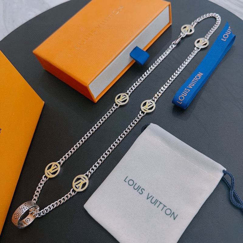 LV Necklace 11yxx26 (6)