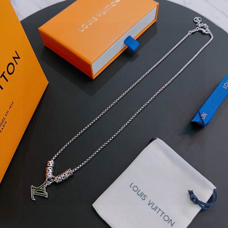 LV Necklace 11yxx27 (6)