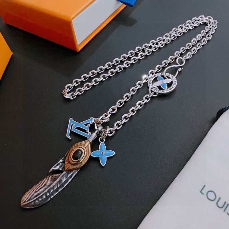 LV Necklace 11yxx30 (1)