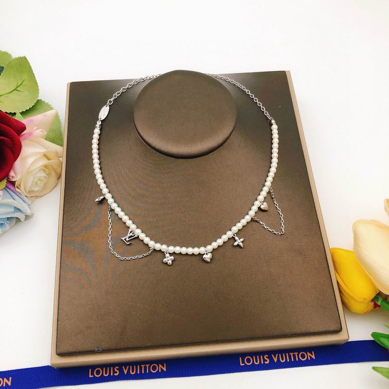 LV Necklace 11yxx35 (5)