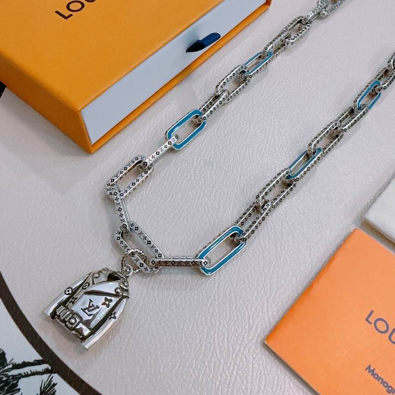 LV Necklace 11yxx38 (4)