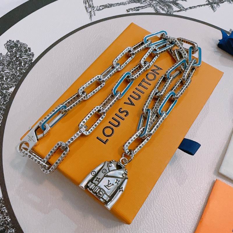 LV Necklace 11yxx38 (5)