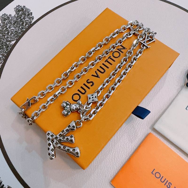 LV Necklace 11yxx40 (5)