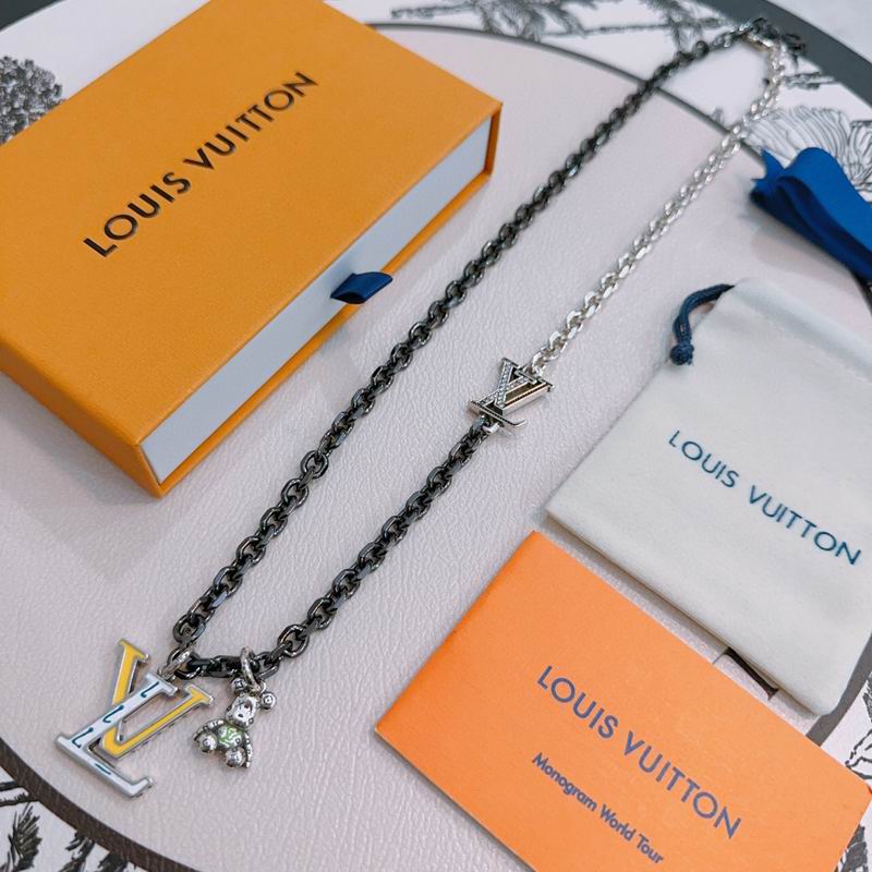 LV Necklace 11yxx41 (3)