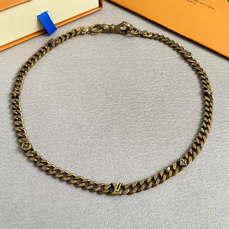 LV Necklace 11yxx43 (12)