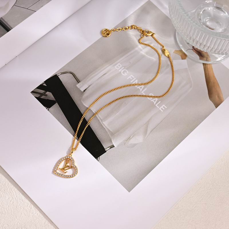 LV Necklace 11yxx44 (2)