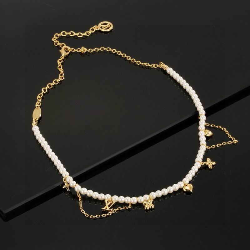 LV Necklace 11yxx46 (3)