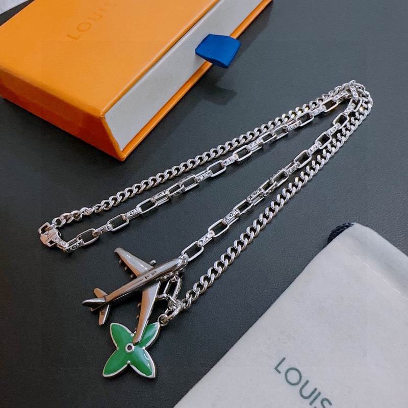 LV Necklace 11yxx47 (1)