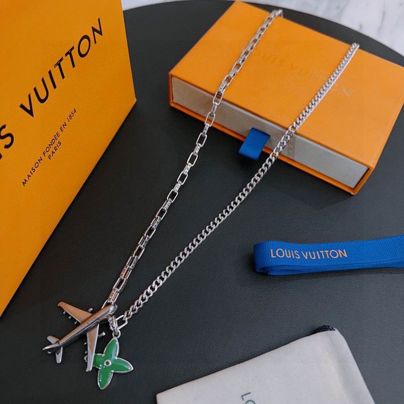 LV Necklace 11yxx47 (5)