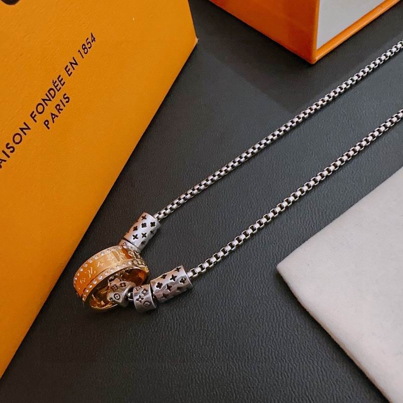 LV Necklace 11yxx49 (2)