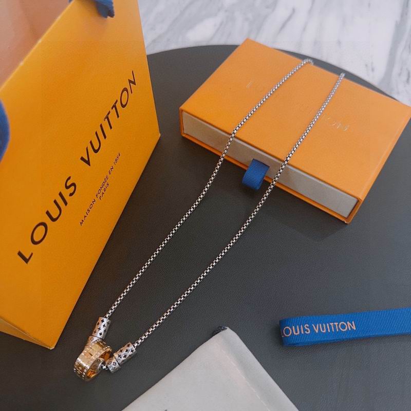 LV Necklace 11yxx49 (3)