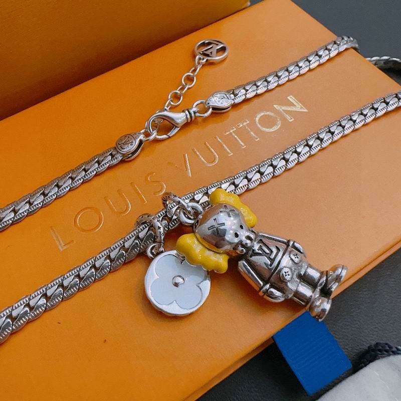 LV Necklace 11yxx52 (3)