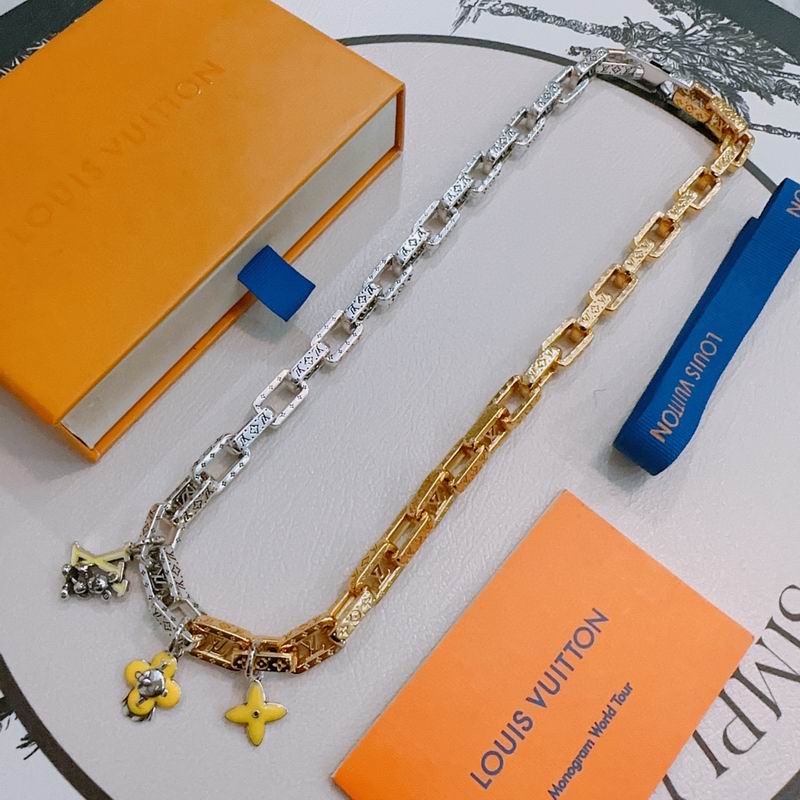 LV Necklace 11yxx55 (2)