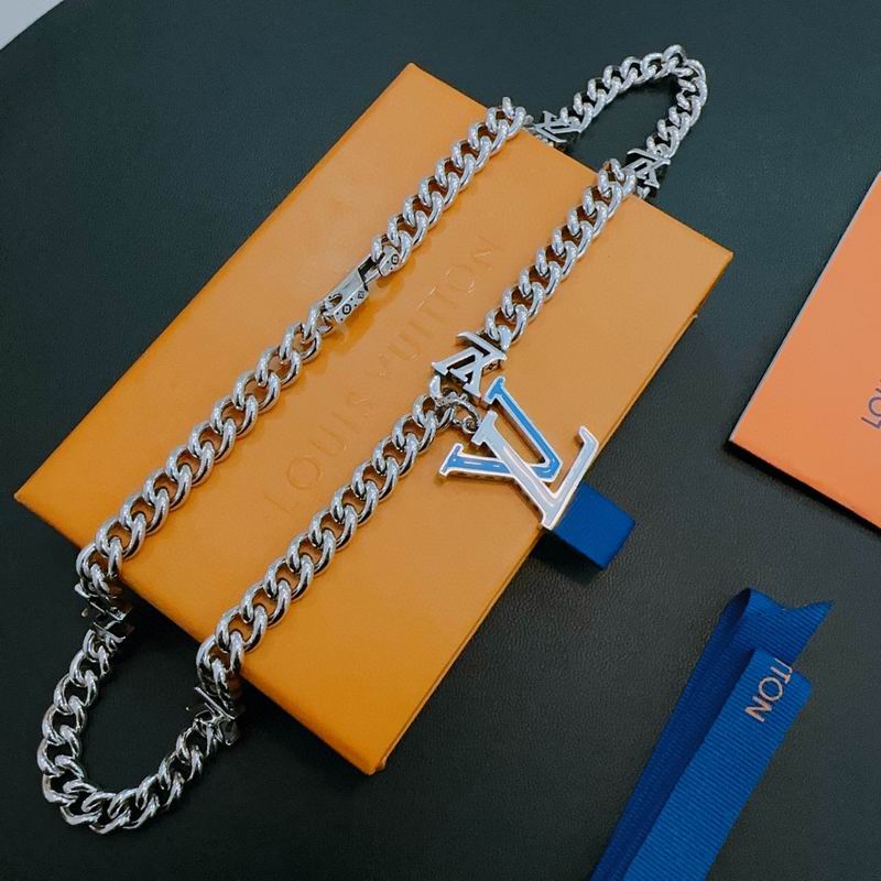 LV Necklace 11yxx56 (2)