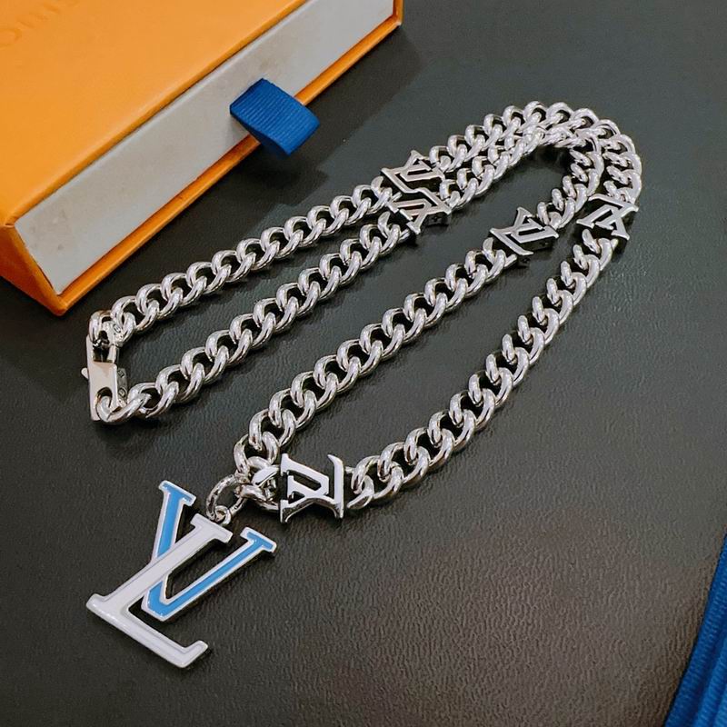 LV Necklace 11yxx56 (6)