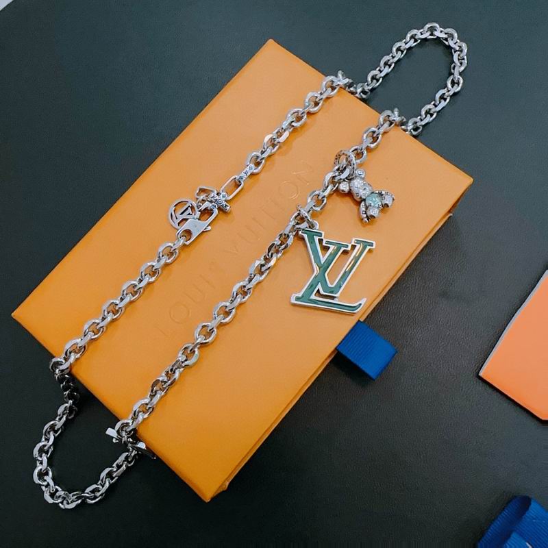 LV Necklace 11yxx57 (2)