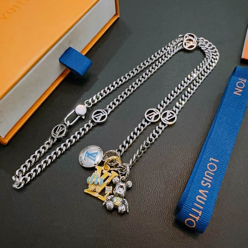 LV Necklace 11yxx59 (1)
