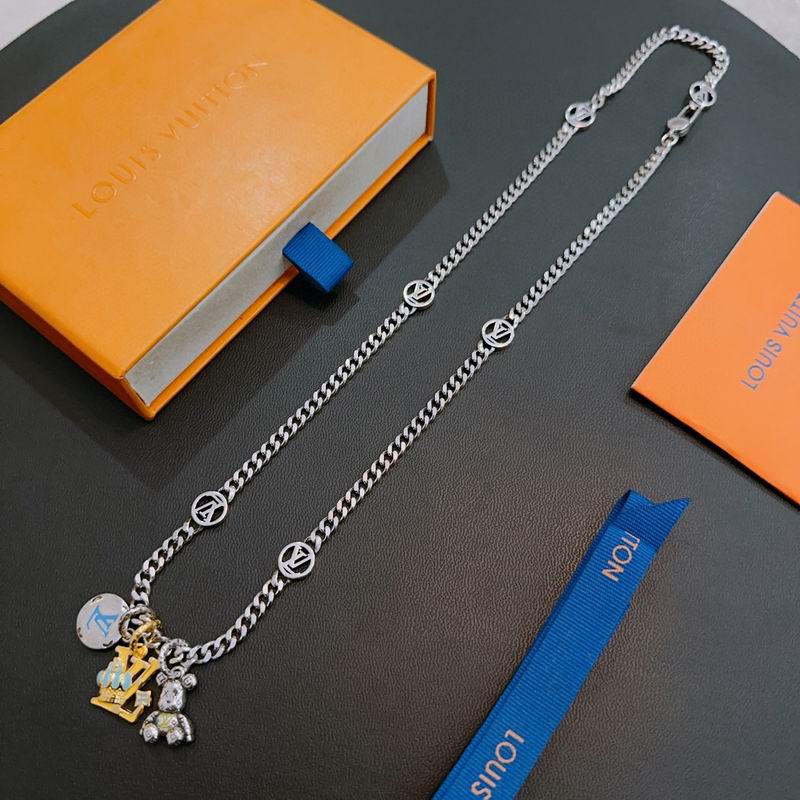 LV Necklace 11yxx59 (2)
