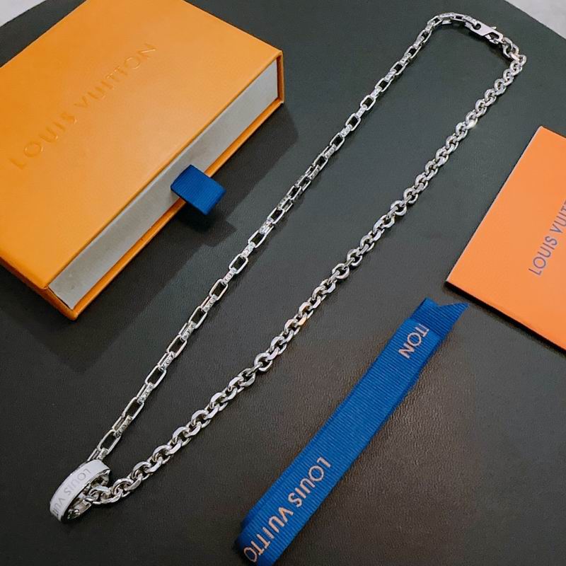 LV Necklace 11yxx61 (2)