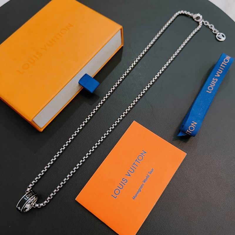 LV Necklace 11yxx63 (3)
