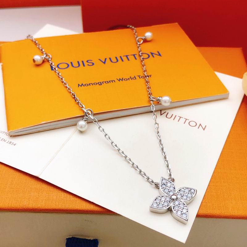 LV Necklace 11yxx66 (1)