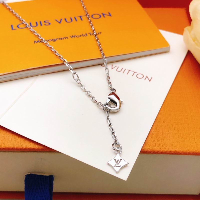 LV Necklace 11yxx66 (3)