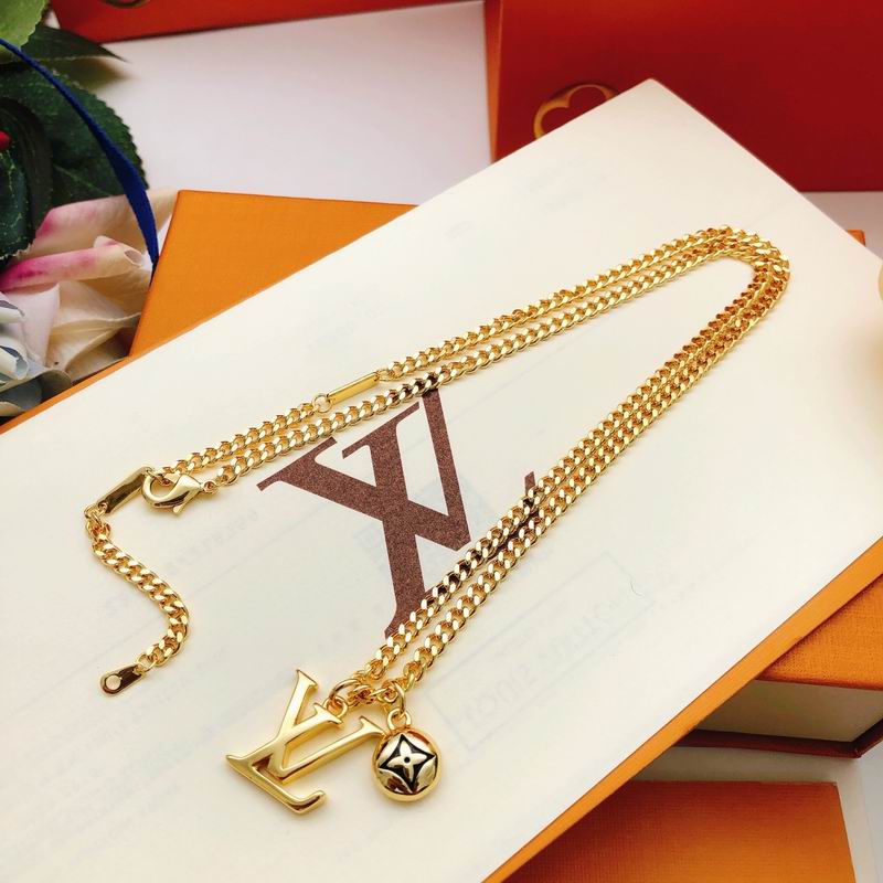 LV Necklace 11yxx67 (15)