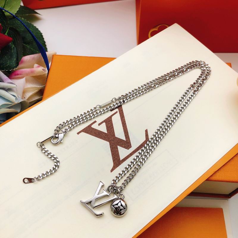 LV Necklace 11yxx67 (24)