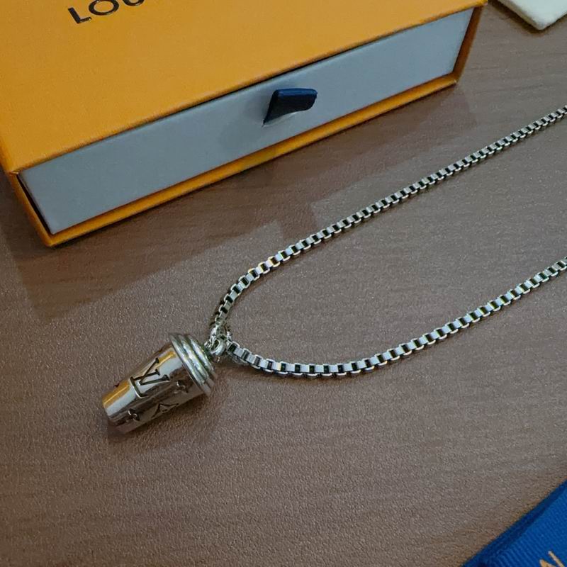 LV Necklace 11yxx73 (4)