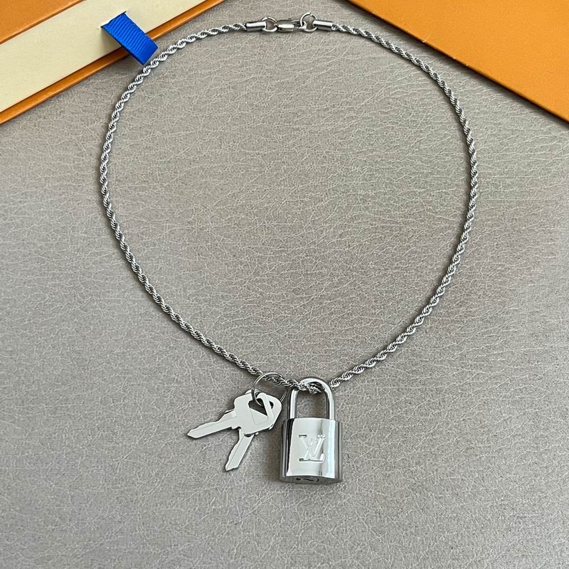 LV Necklace 11yxx77 (4)