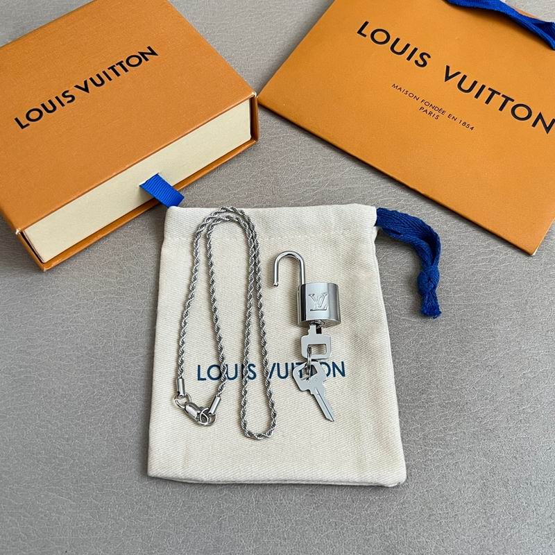 LV Necklace 11yxx77 (5)