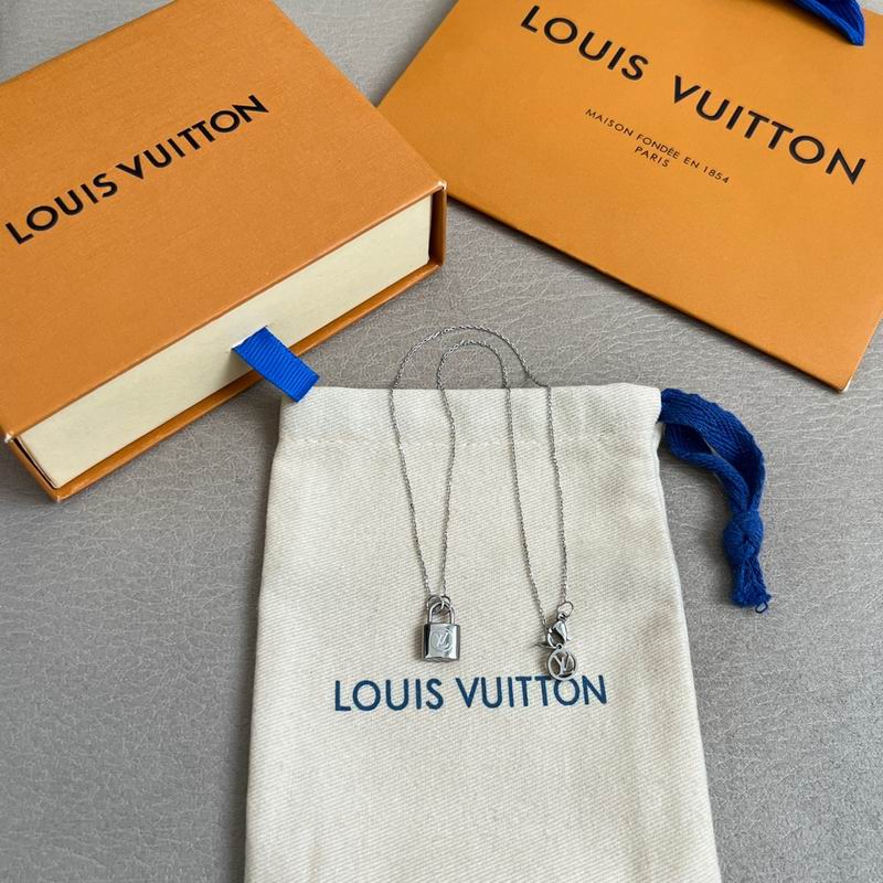 LV Necklace 11yxx78 (5)