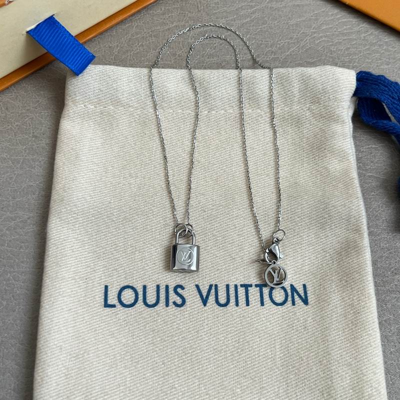LV Necklace 11yxx78 (6)