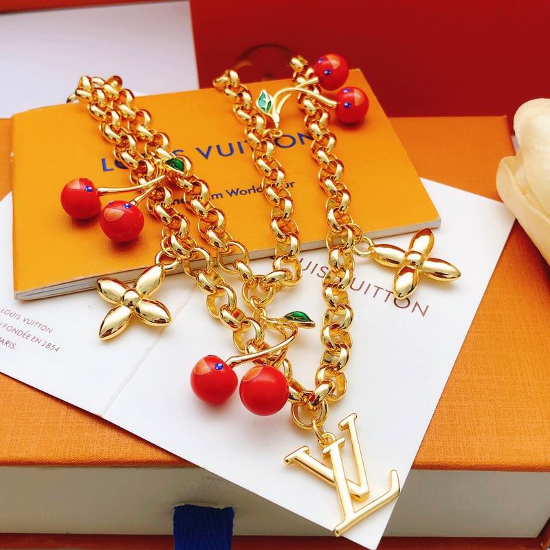 LV Necklace 11yxx79 (16)