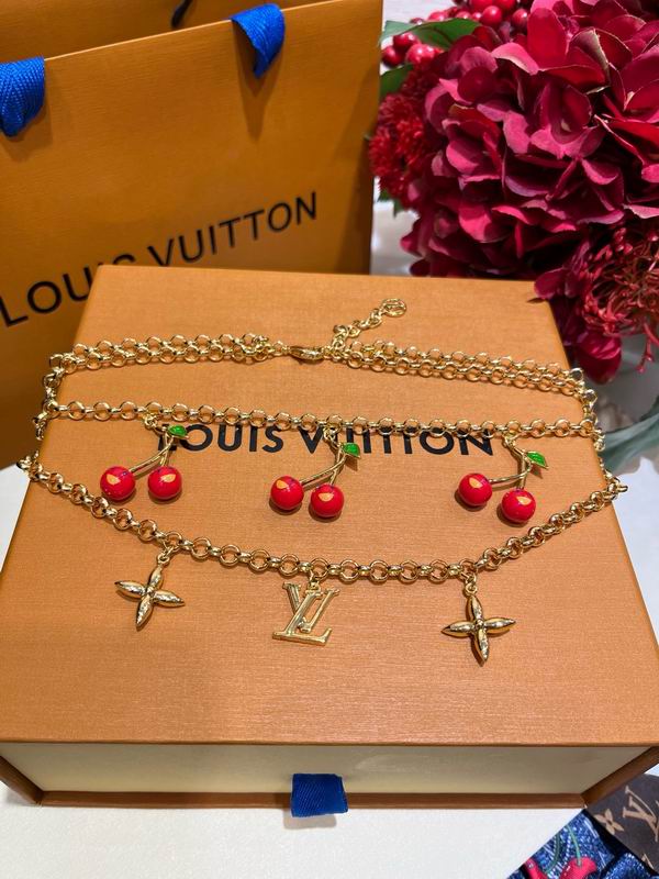 LV Necklace 11yxx80 (8)
