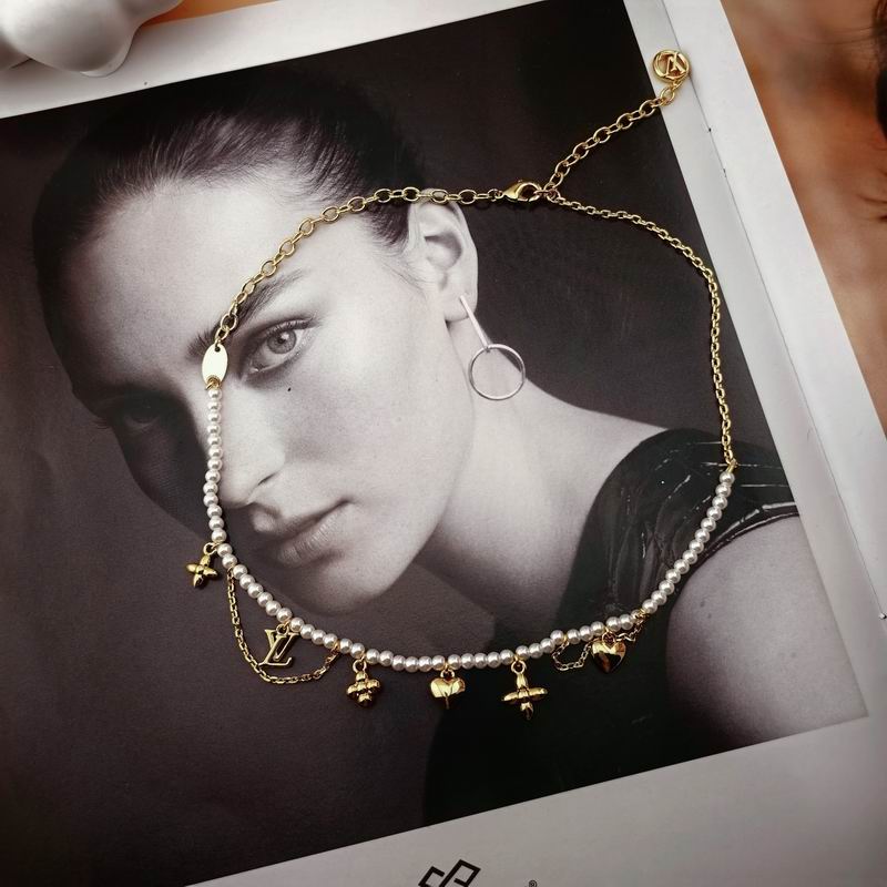LV Necklace 11yxx82 (3)