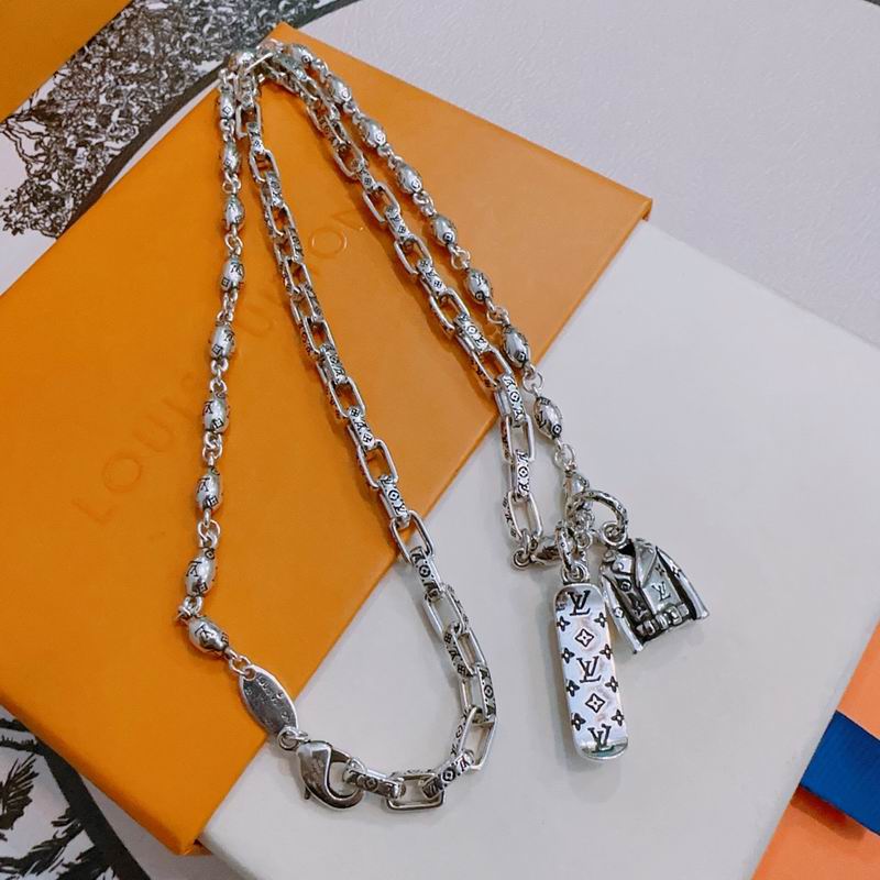 LV Necklace 11yxx84 (3)