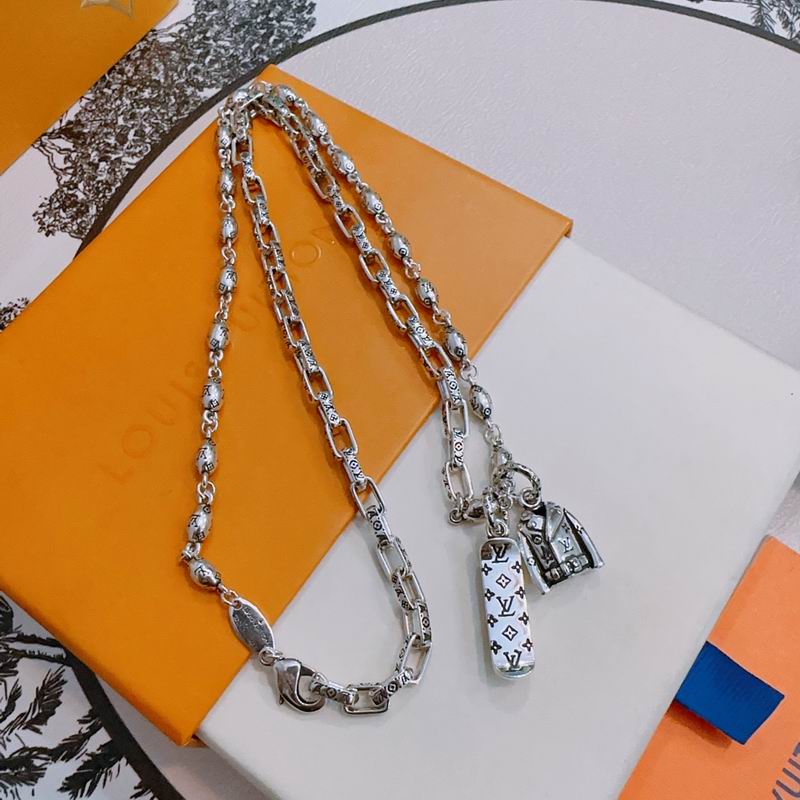 LV Necklace 11yxx84 (5)