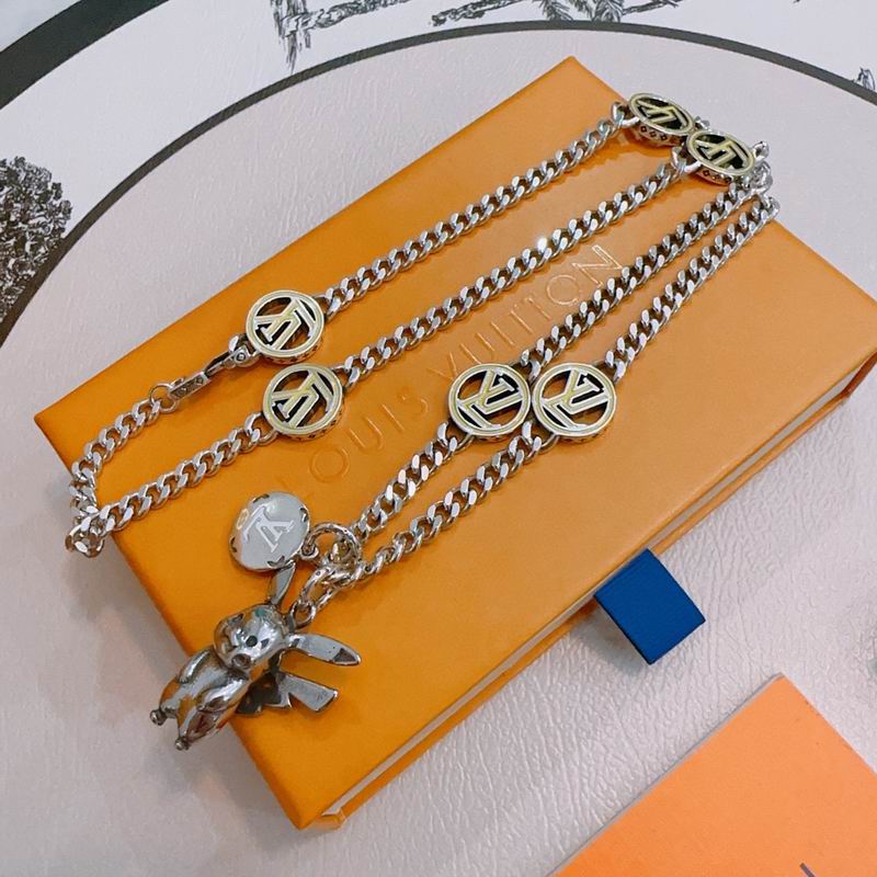 LV Necklace 11yxx88 (2)