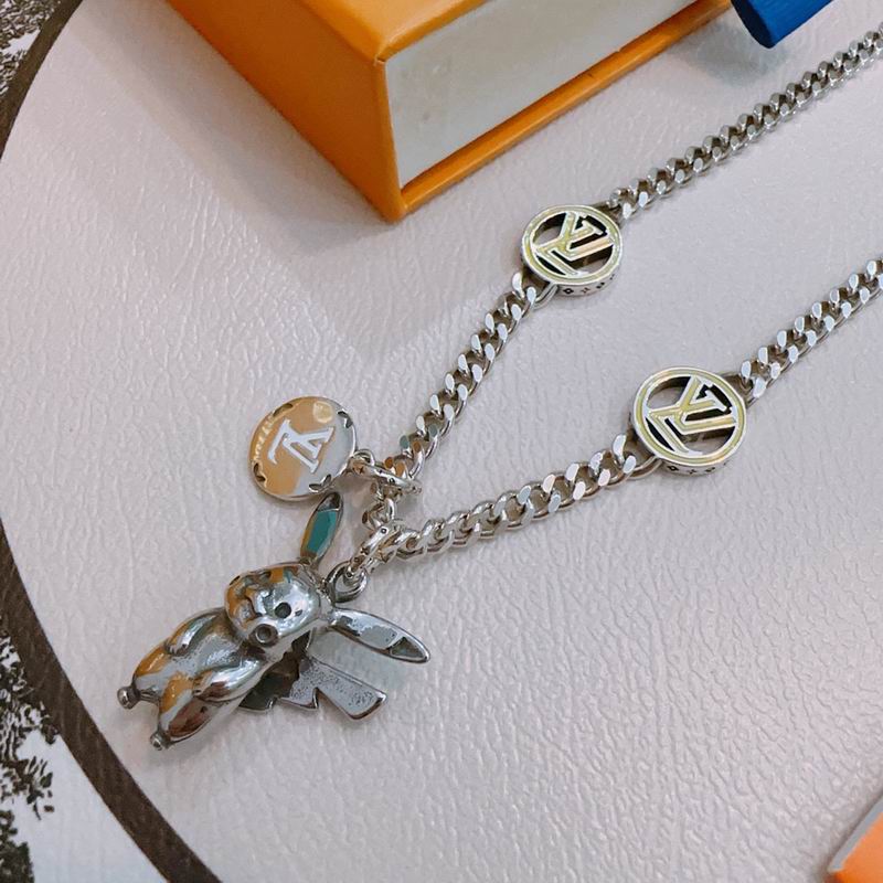 LV Necklace 11yxx88 (3)