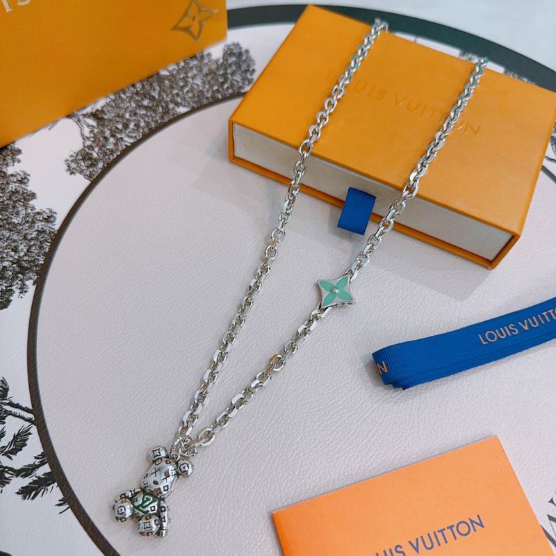 LV Necklace 11yxx89 (2)