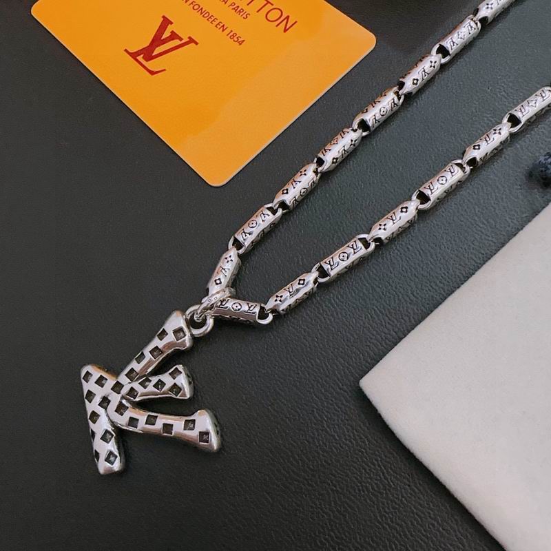 LV Necklace 11yxx92 (6)
