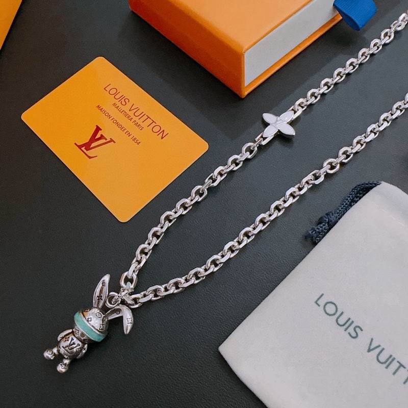 LV Necklace 11yxx93 (4)