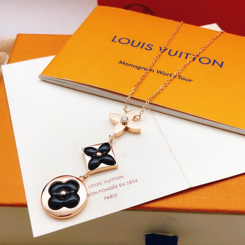 LV Necklace 11yxx98 (10)